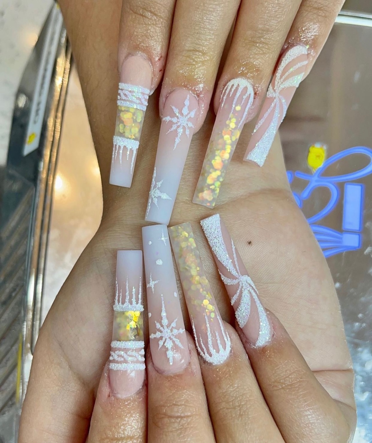 Color/White Tip Fill