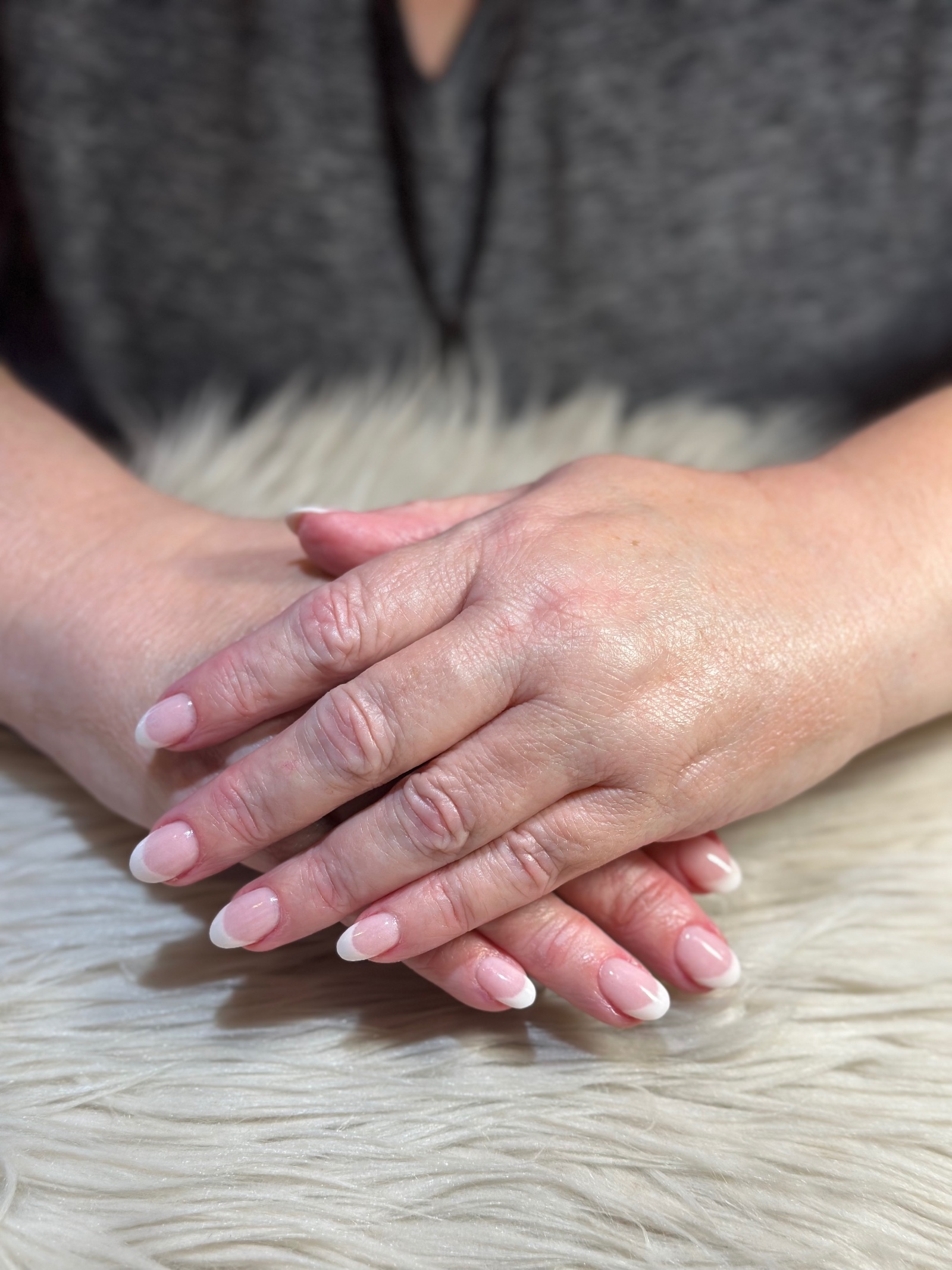 dip French manicure 