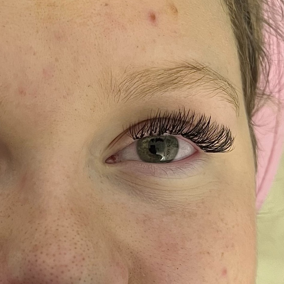 Lash Extensions- Volume 