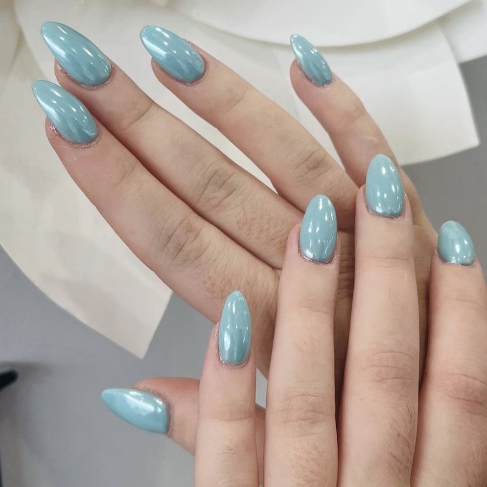 **Trendy in 2023** Chrome Power over Color