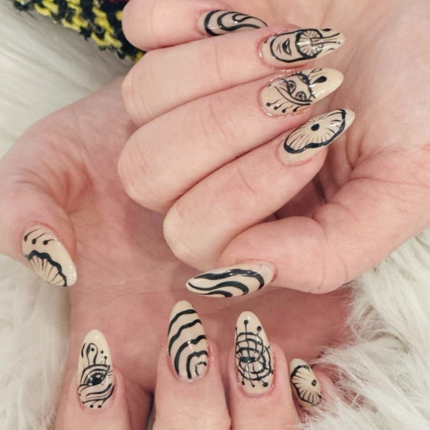 Nails-Artificial Services