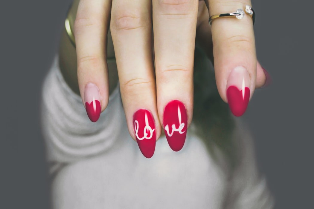 MANICURE
