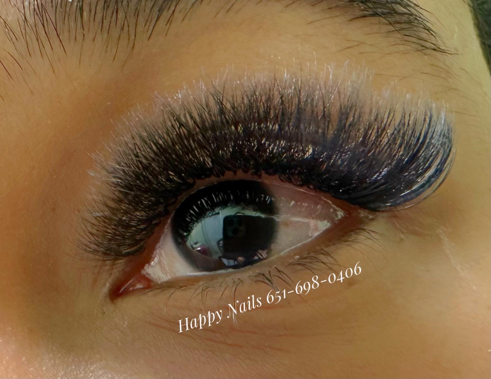 Volume eyelash extensions